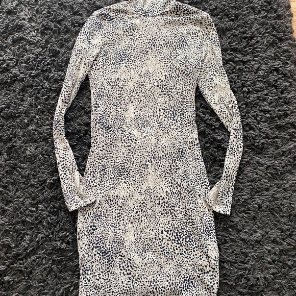 ✨Dynamite Leopard Print Dress✨ - Picture 2 of 4